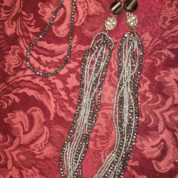Beautiful Grey, Silver & Pewter Convertible Glass Bead Necklace - Picture 3 of 7